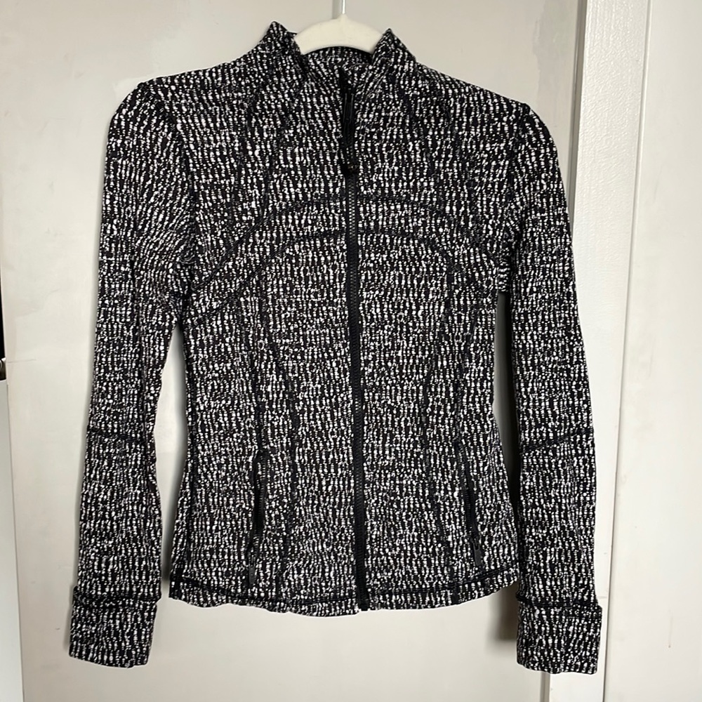 Lululemon On the Move Jacket